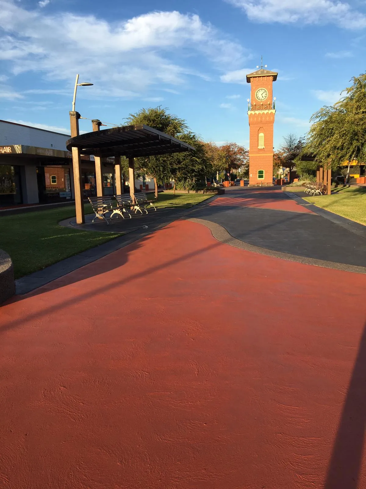 Coloured path treatment